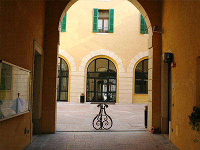 Go to Human Sciences Department