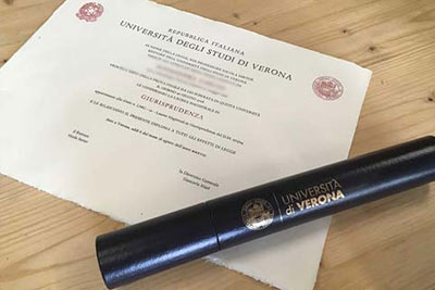 Diploma di laurea stampato a torchio