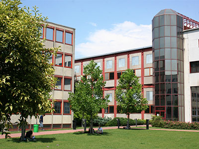 Go to Foreign Languages and Literatures Department